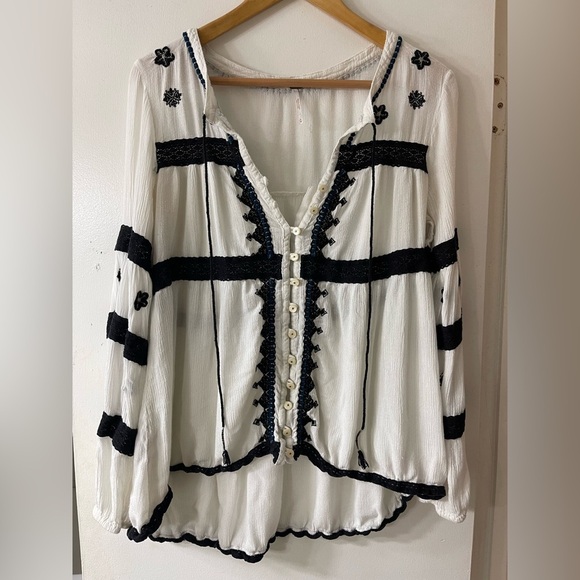 Free People Iris Embroidered Women's Top - Picture 4 of 7